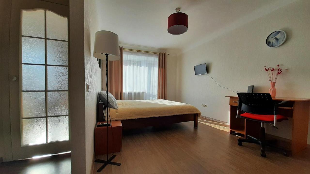 Apartment On Sobornyi Avenue 61 Oleksandriia Exterior photo